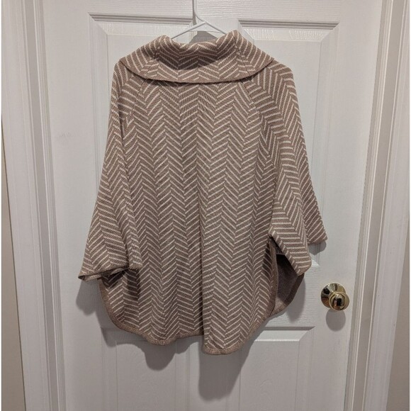 Loft Size XS/S Cream And White Cowl Neck Oversized Poncho Sweater W/ Sleeves - Picture 3 of 9